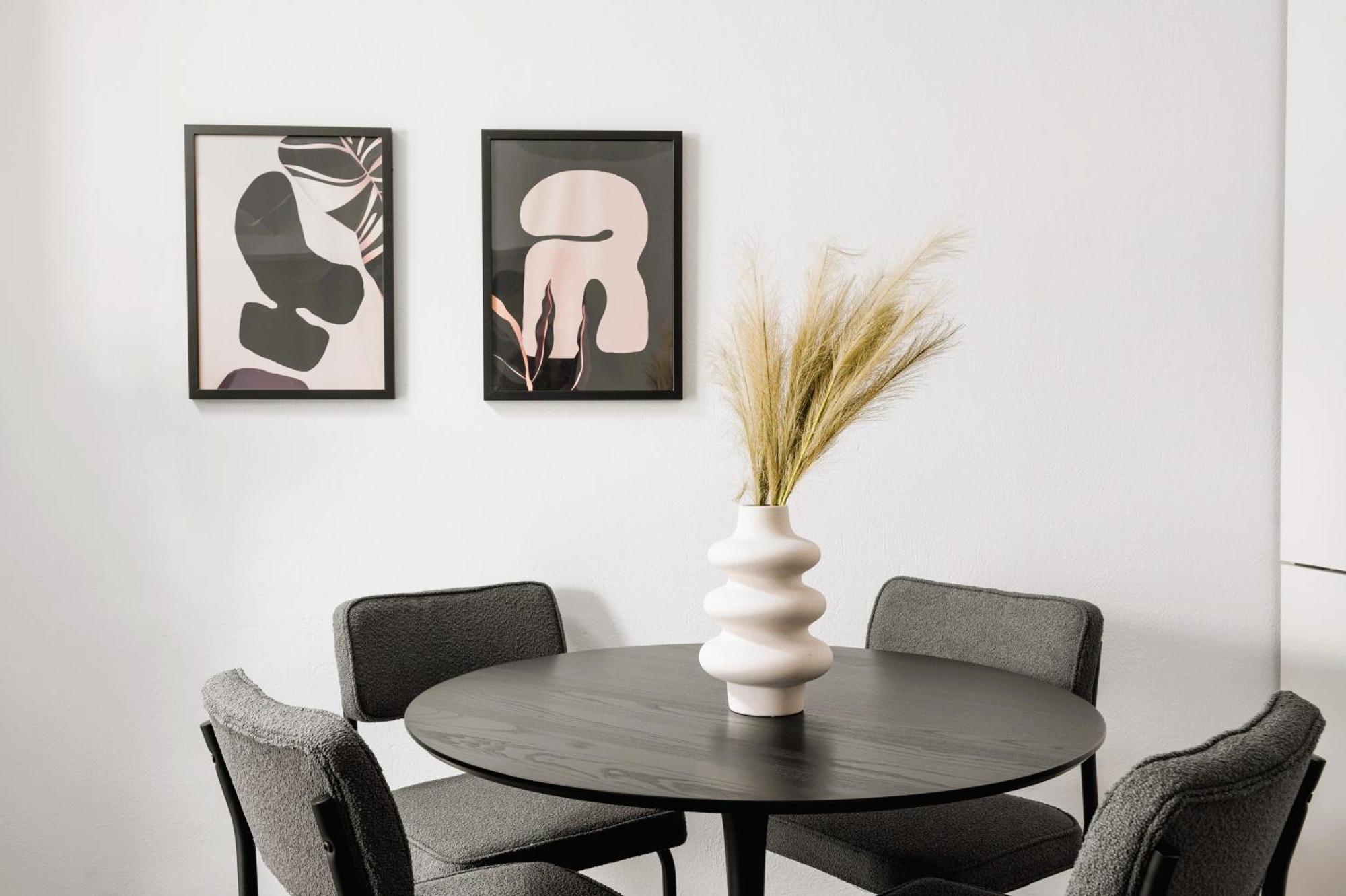 Apartment Icos 1