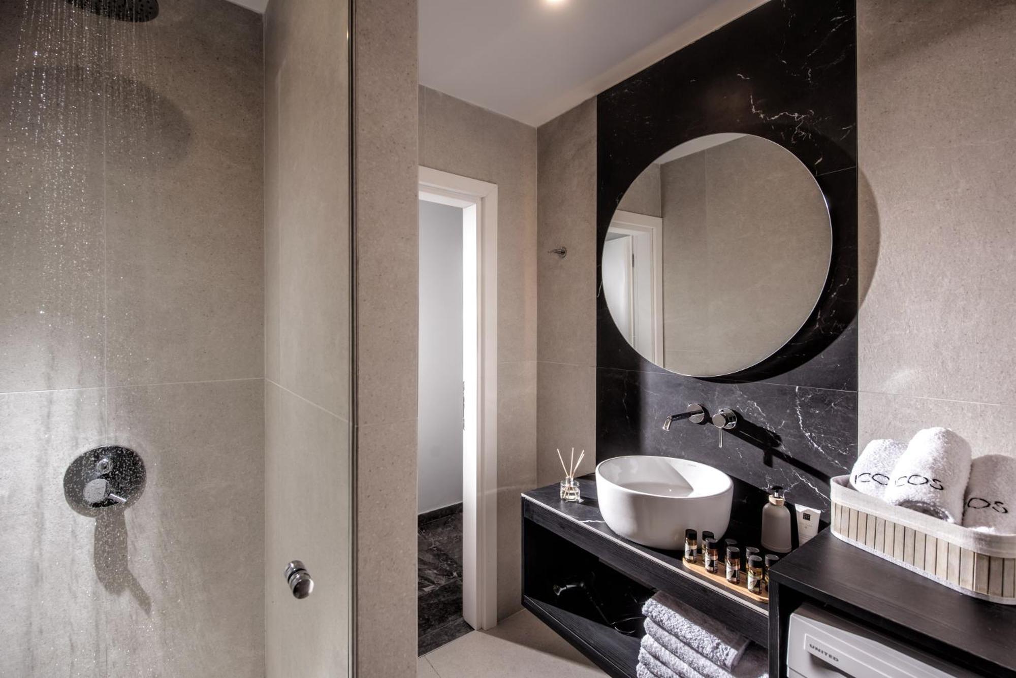 Apartment Icos 1